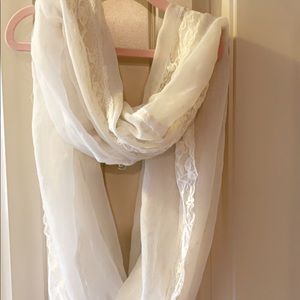 10 for $5 🧣 SCARF 🧣